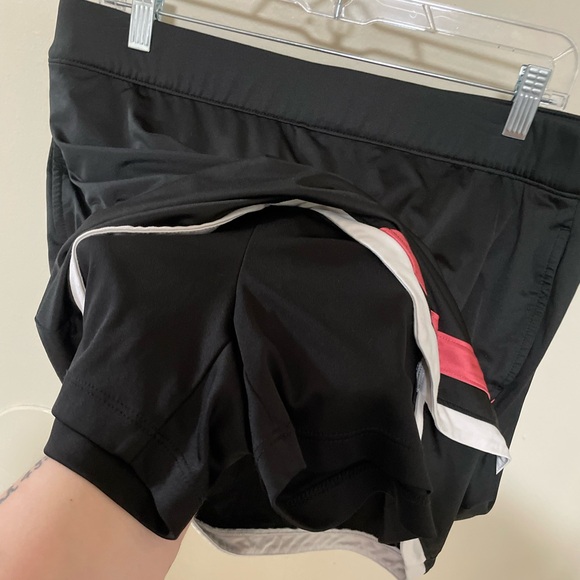 ✨Women’s Izod Golf Skort Size L - Picture 4 of 7